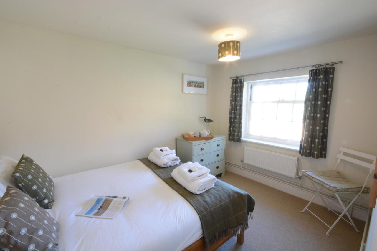 Pebble Beach Cottage, Aldeburgh Bagian luar foto